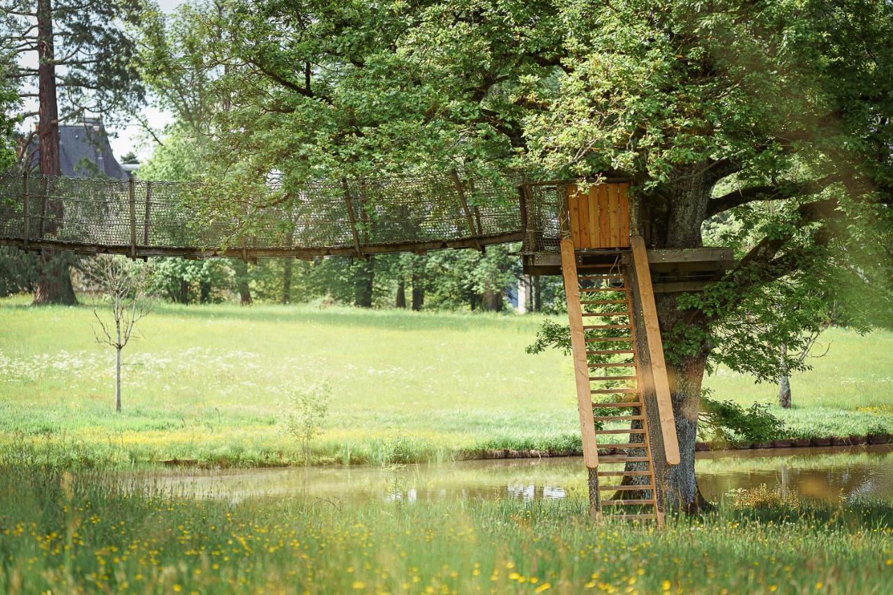 Saint-Hilaire-en-Morvan Cabane Perchee Dans Les Arbres מראה חיצוני תמונה