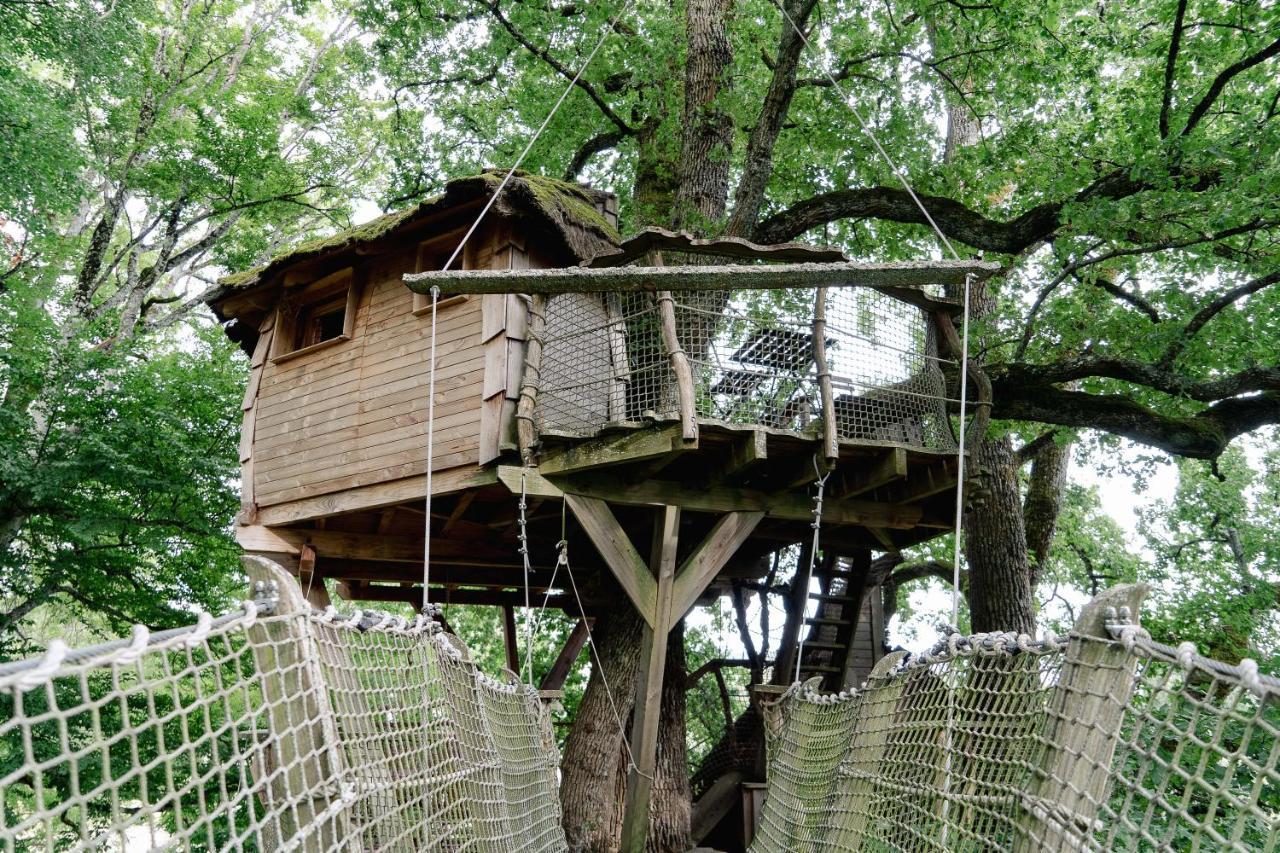 Saint-Hilaire-en-Morvan Cabane Perchee Dans Les Arbres מראה חיצוני תמונה