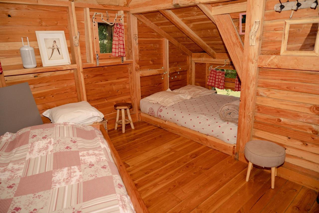 Saint-Hilaire-en-Morvan Cabane Perchee Dans Les Arbres מראה חיצוני תמונה